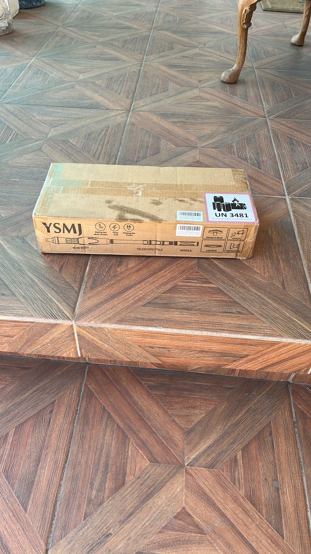 New, spa, hot tub and above ground pool, cordless, vacuum cleaner $ 25.00.