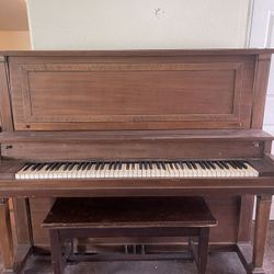 RS Howard Co Piano
