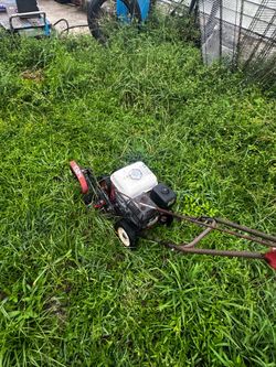 McLane commercial grade gas walk-behind lawn edger/trimmer