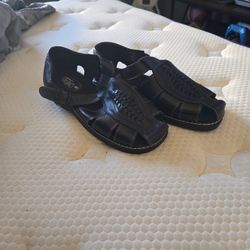 Huaraches De México / Mexican Sandels