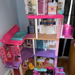 Kids Future Dollhouse Description