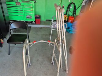 Best offer - crutches and Walker