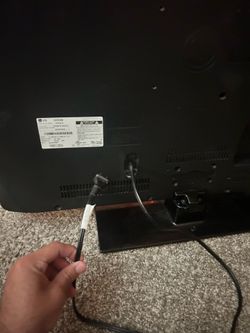 LG 32-Inch TV – Perfect for Gaming, Bedroom, or College Dorm