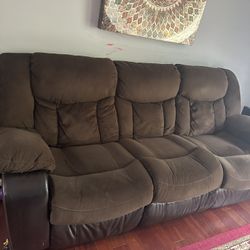 Sofa / Recliner