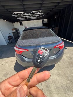 Llaves de autos / car keys and remotes