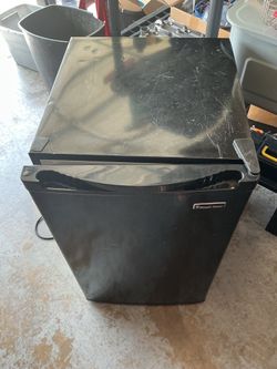 Mini fridge