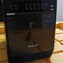 ProRaid NAS, 4 Drive Slots