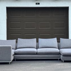 Sectional Couch/Sofa - Modular - Linen -  Perazzi - Delivery Available 🚛