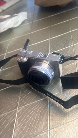 Sony camera A 6000