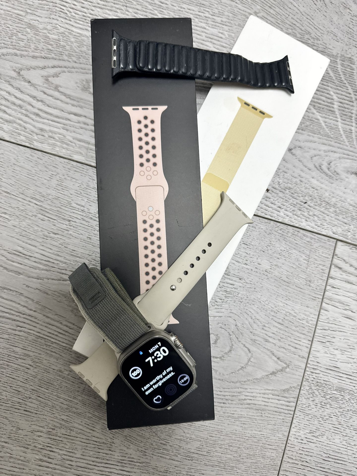 Apple Ultra 2 Watch With Oxygen Detection And Leather Band