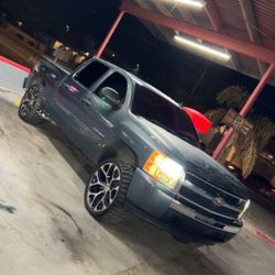 2009 Chevrolet Silverado 1500 Crew Cab