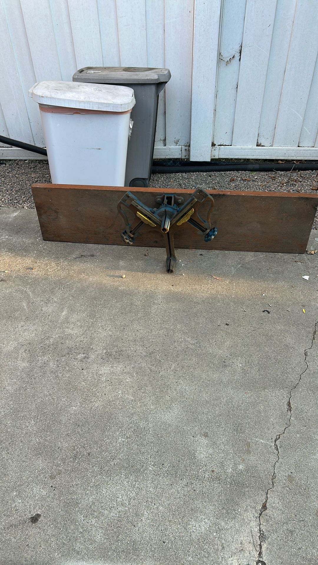 Stanley Garage Tool Or Vice