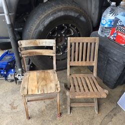 *FREE* 2 Small Chairs *FREE*