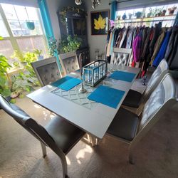 Dining Room Table & 6 Chairs - Silver/Grey