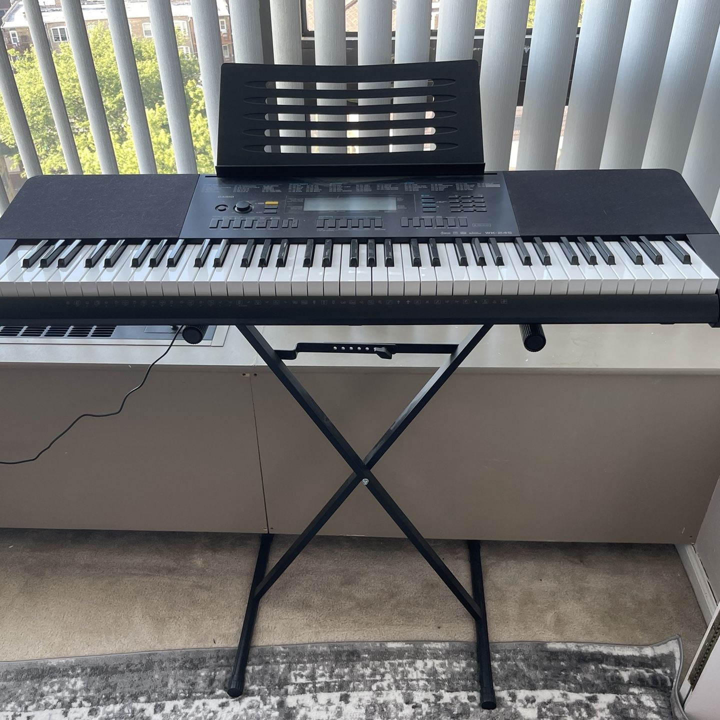 Casio WK-245 Keyboard and Stand for Sale in Chicago, IL