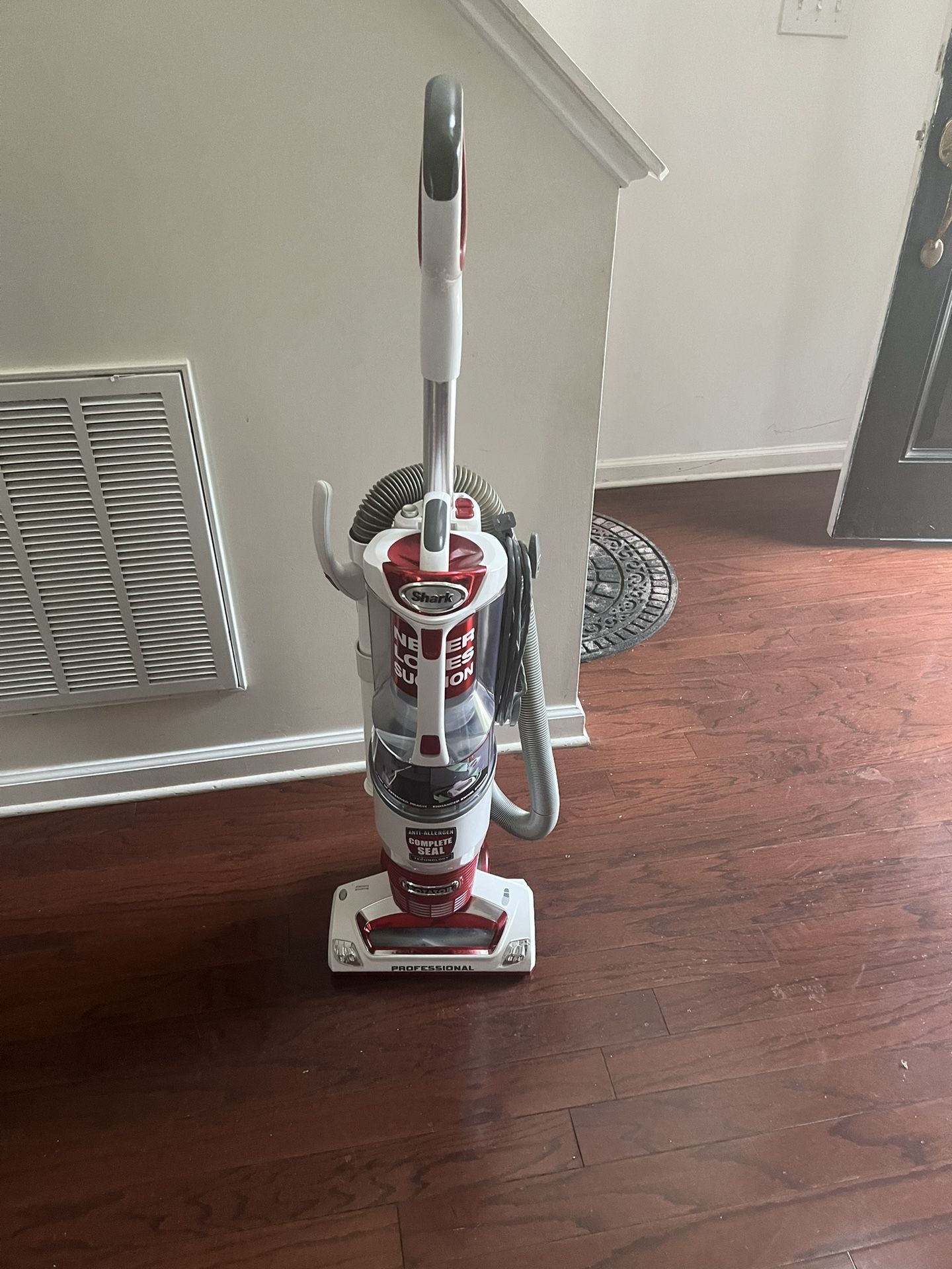 Shark Rotator Professional Vaccum Cleaner