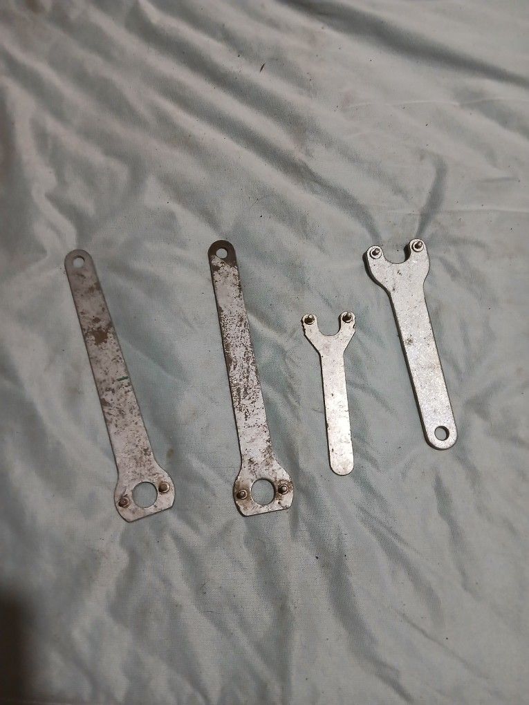 Pin Wrench