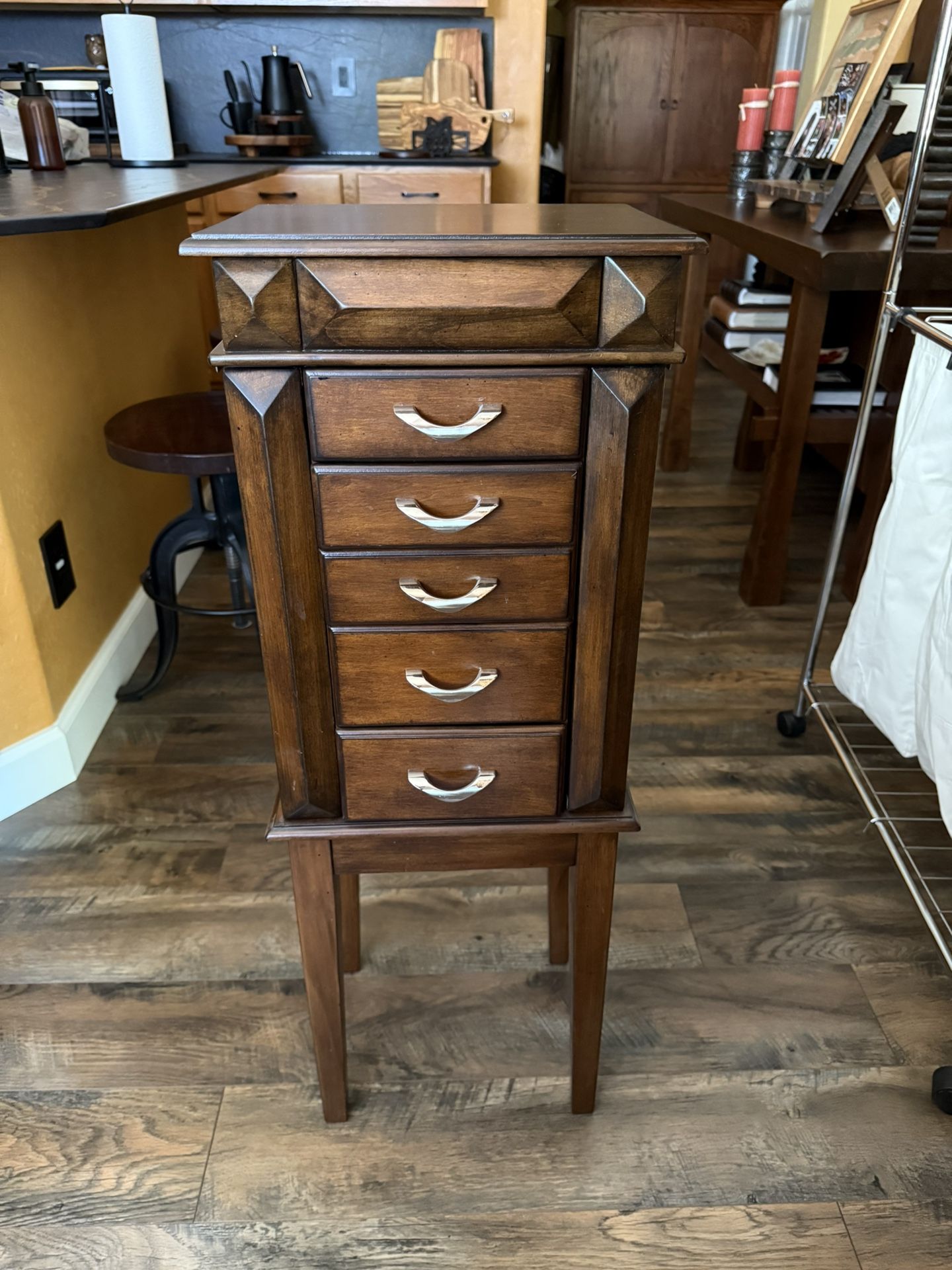 Jewelry Armoire/cabinet