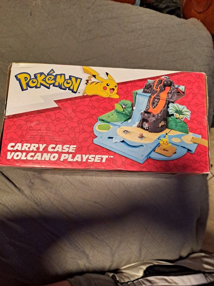 Pokemon Carry Case Volcano Play Set New In Box