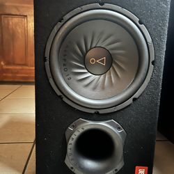 JBL 12” BASSPRO SUBWOOFER