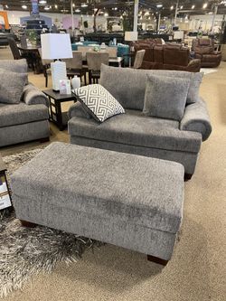 Oversized Chair W/ Ottoman