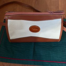 Dooney & Bourke Purse