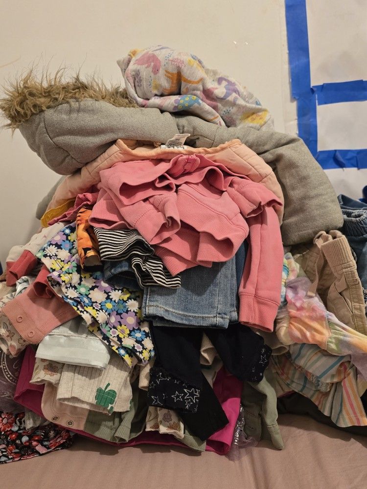 2T GIRL CLOTHES BUNDLE