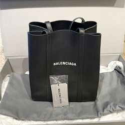 (BLACK) BALENCIAGA - Everyday XXS Tote Bag