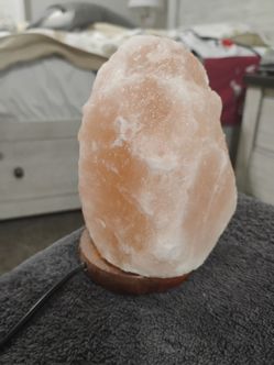 Himalayan Salt lamp
