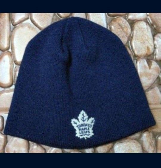 Toronto Maple Leafs "THROWBACK LOGO" NAVY BLUE Unbranded Skullcap (NW/OT) UNWORN!😇 MINT CONDITION!👀🤯Please Read Description.