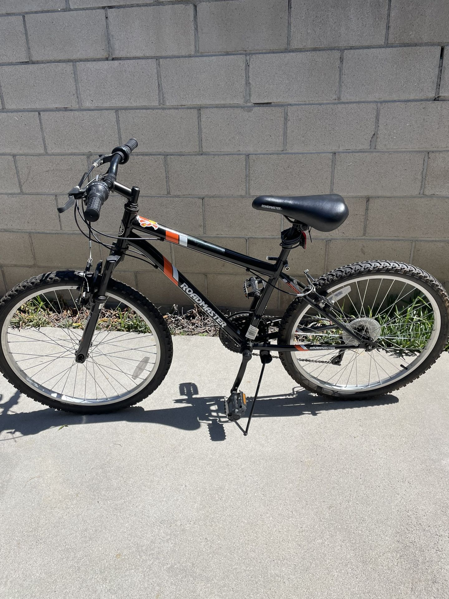 24 Inch RoadMaster Mountain bike for Sale in Ontario CA OfferUp