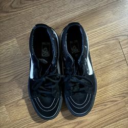 Supreme x Vans Sk8-Mid