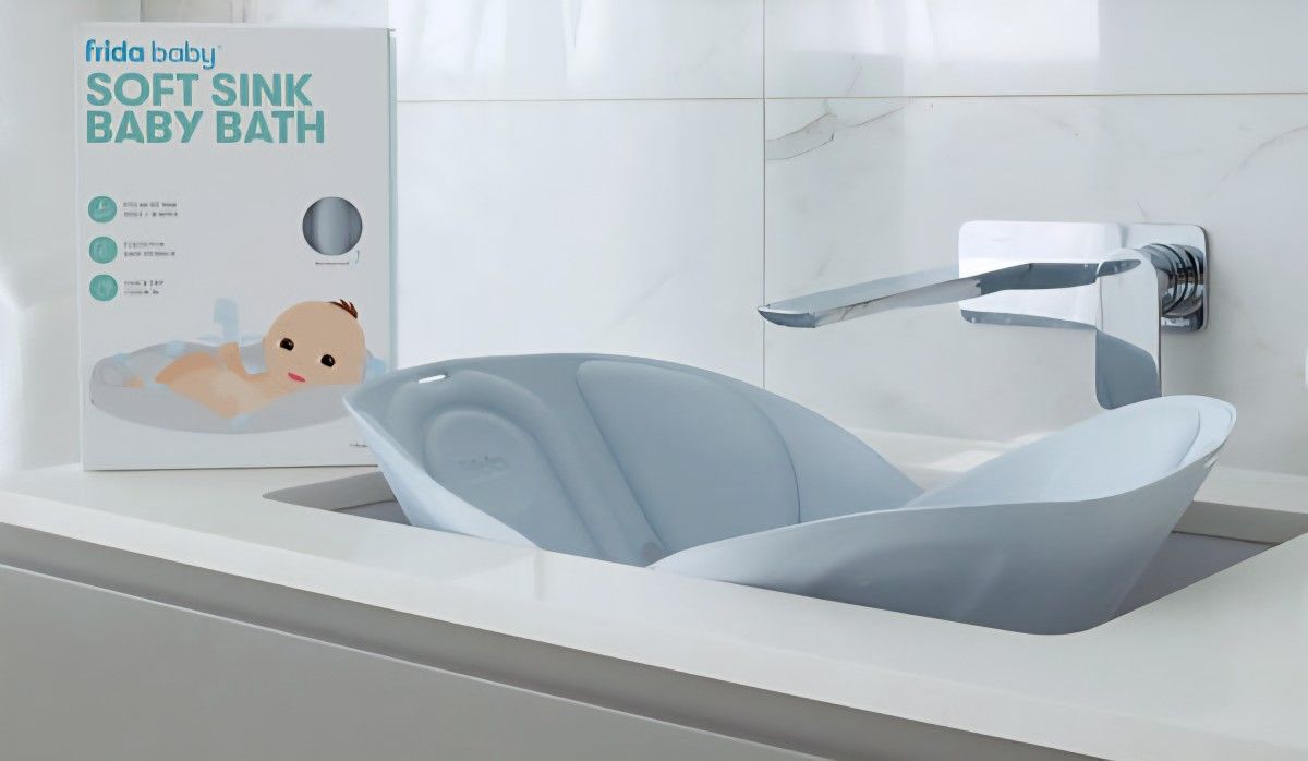 Frida- Soft Sink Baby Bath Mat For Traveling