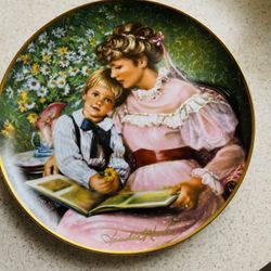 1986 MOTHER'S DAY COLLECTOR'S PLATE by Sandra Kuck "TIMES REMEMBERED"