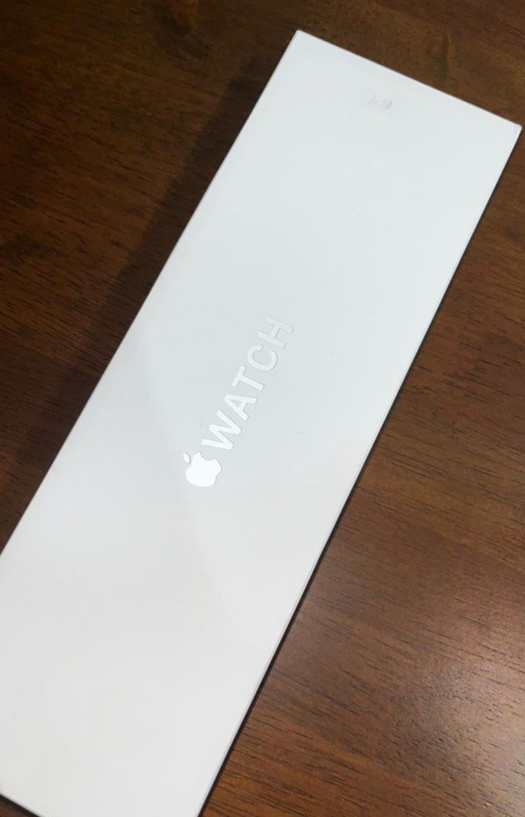 Apple Watch Series 5 (Space Gray, WiFi, 44mm) with Sport Band
