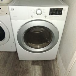 Electric Dryer Works Great ! Heats And Works Perfectly.  I Got A New One 