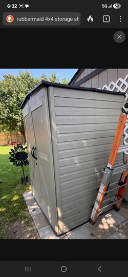 Rubbermaid Roughneck Vertical Plastic Resin Vinyl Outdoor Storage Shed Excellent Condition