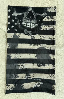 Skull American Flag Neck Gaiter