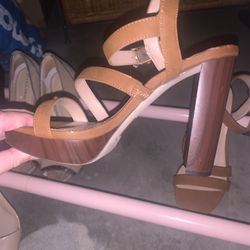 Beautiful Heels. Chunky Strappy Sandal, And Elegant Heel.S.