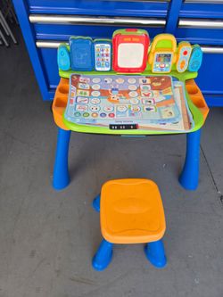 Vtech learning table