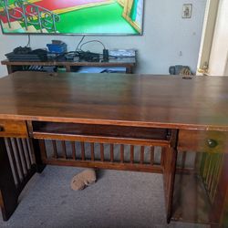 computer desk