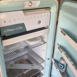 Vintage Working Westinghouse Fridge 