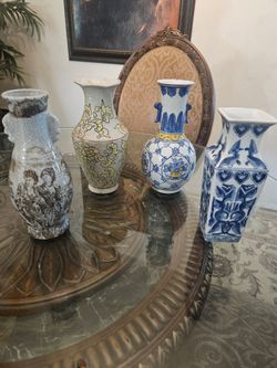 Decorative vases 👀READ BELOW FOR LOCATION ⬇️ AVAILABLE