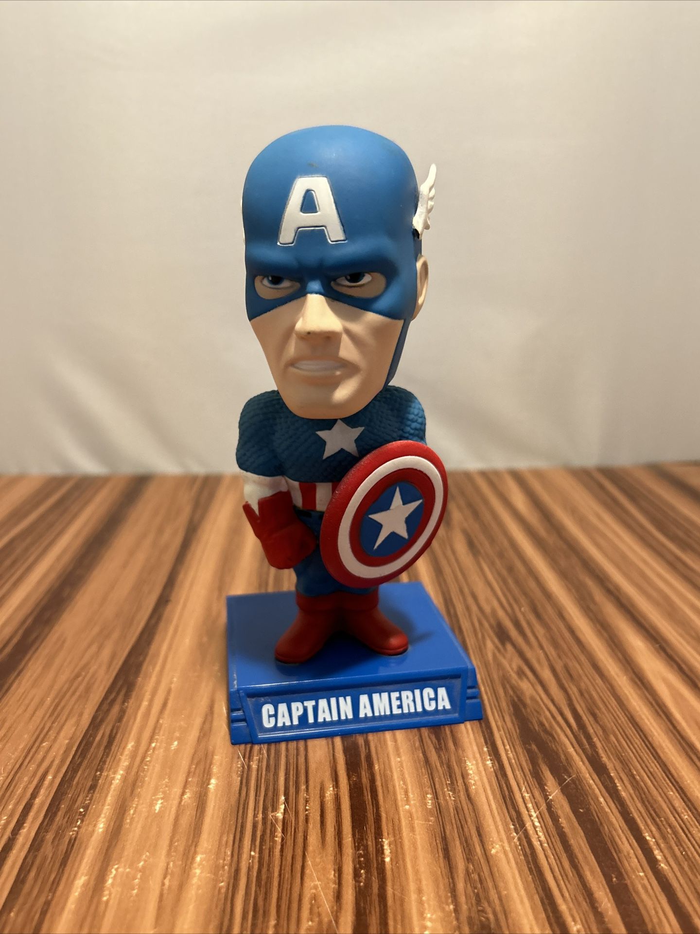 Marvel Funko Bobblehead Captain America 2008 7”