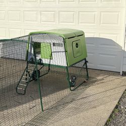 Omlet - Eglu Cube Chicken Coop w/ 9ft Run