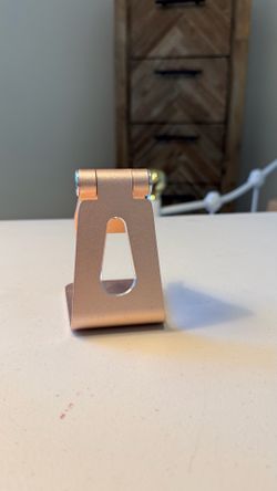 Rose Gold Adjustable Cell Phone Stand, Phone Stand, Cradle, Dock, Holder, Aluminum Desktop Stand Compatible with Phone 16 15 14 13 12 11 Pro Max Plus 