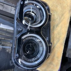 2020 - 2023 Dodge Challenger Left Headlight