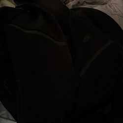 Nike Tech Suit Size Large
