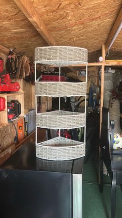 Corner shower caddy corner shower