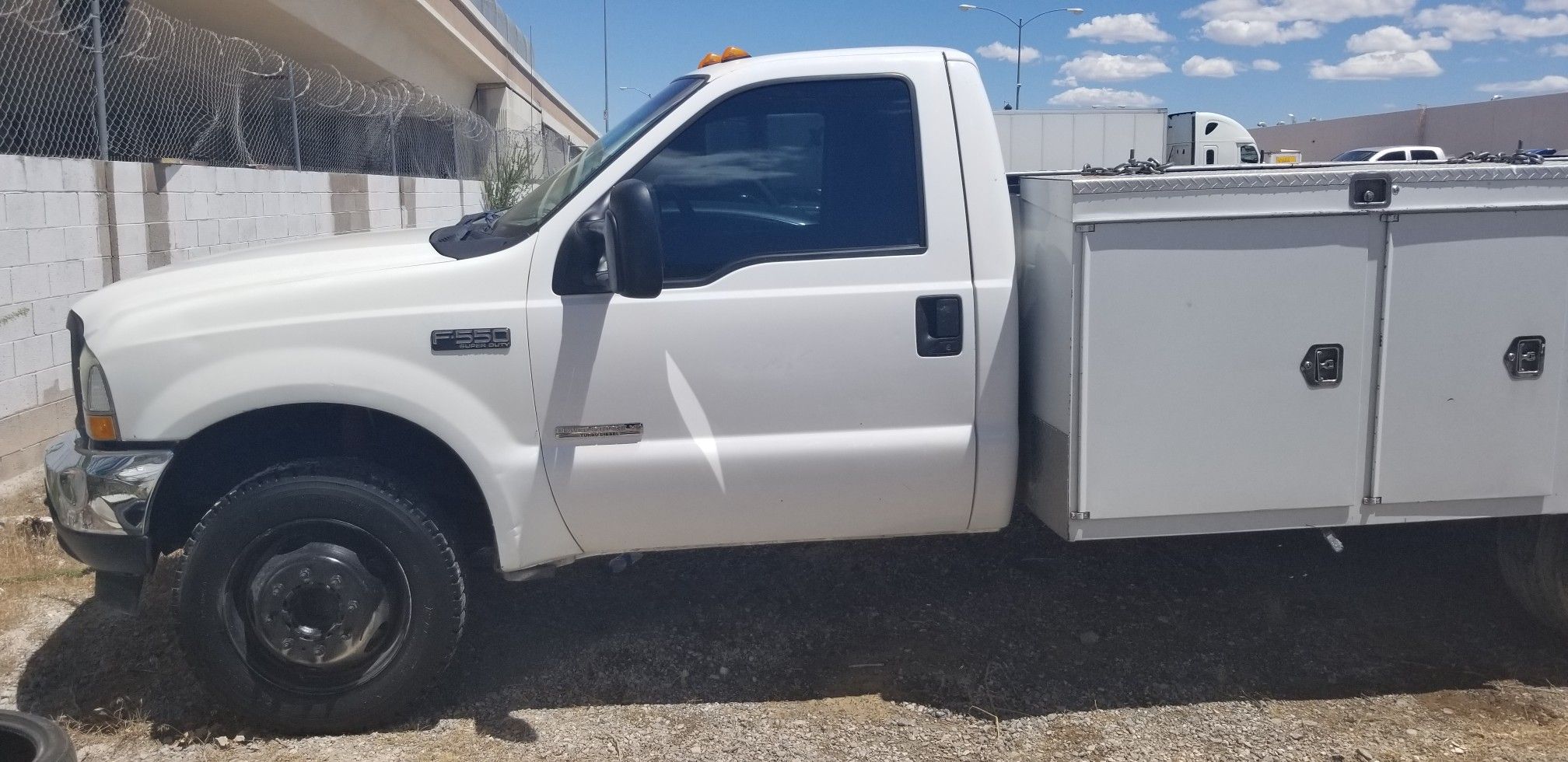 2005 Ford F-550